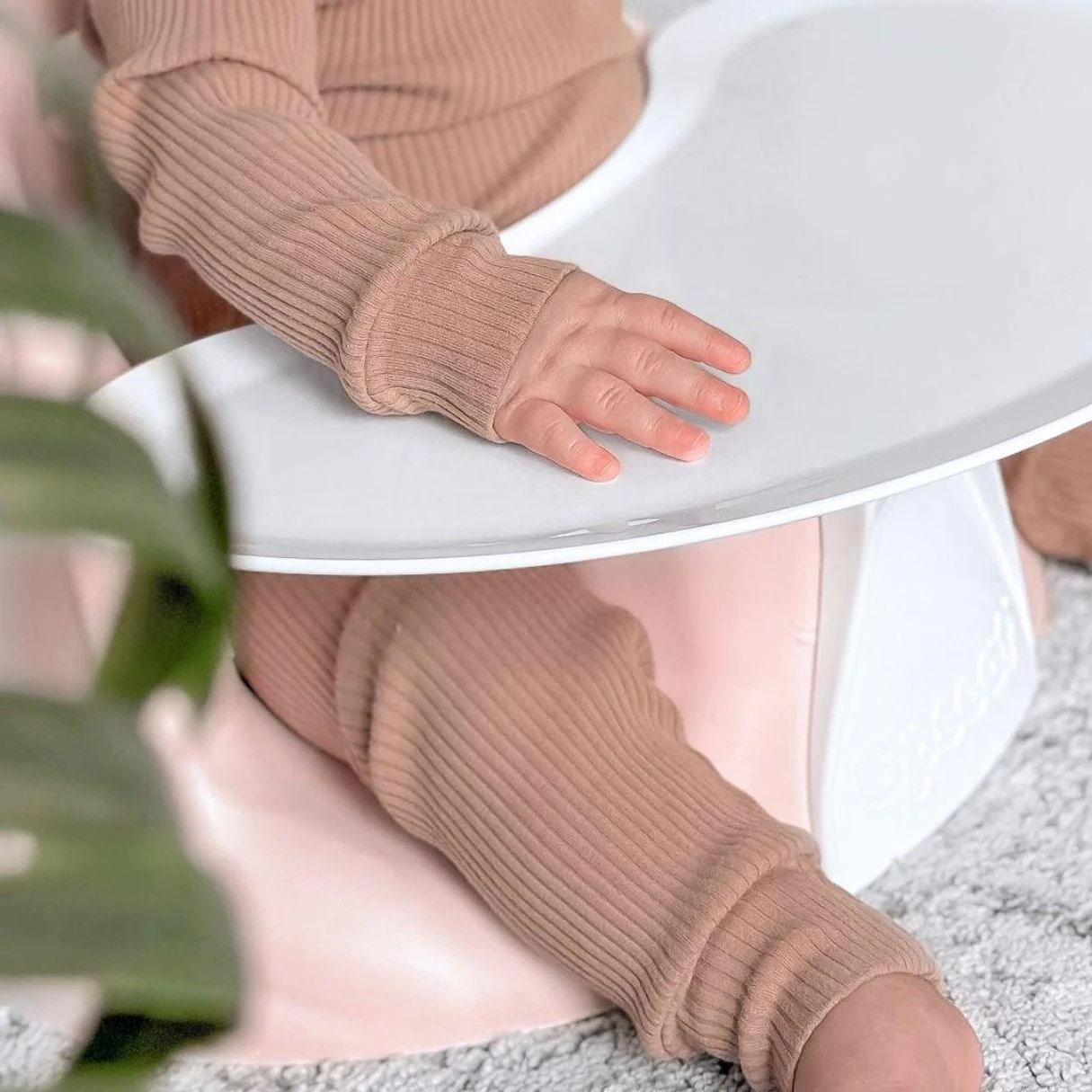 Upseat Baby Floor & Booster Seat with Tray - Image 14