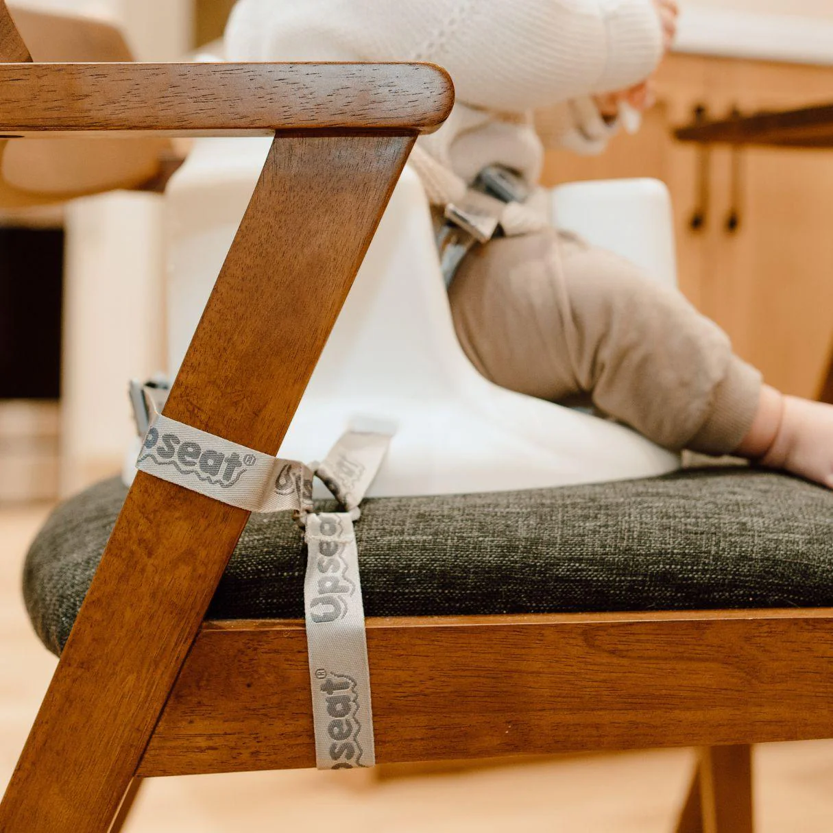 Upseat Baby Floor & Booster Seat with Tray - Image 23